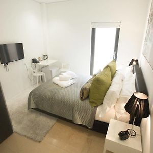 Camera grande con letto king size